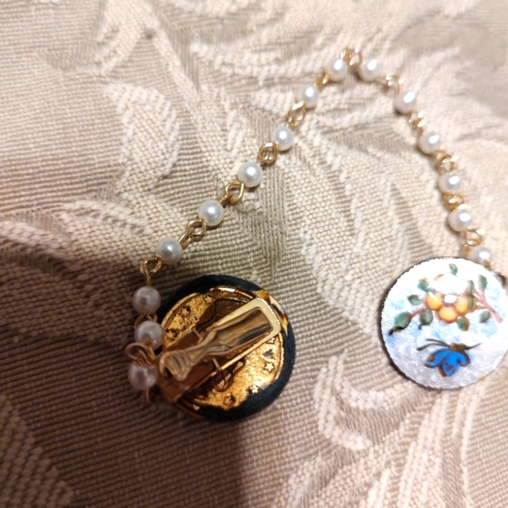 🌼🦋🪻Precious Vtg Dainty Hand Painted Floral Enameled Sweater Clip Chatelain - Picture 7 of 10